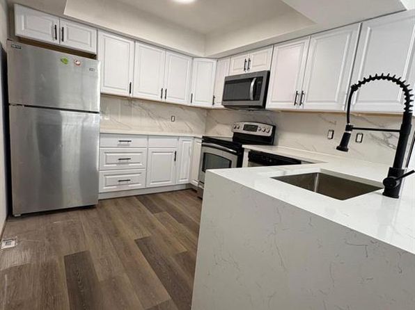 1150 E Sample Rd APT 312