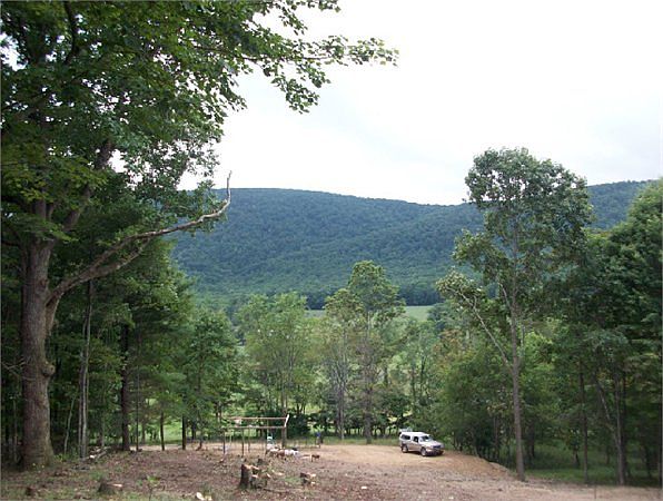 1st image of 398 Rock Quarry Ln