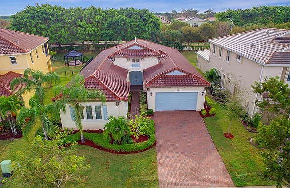 2602 Cooper Way Wellington FL-small-002-