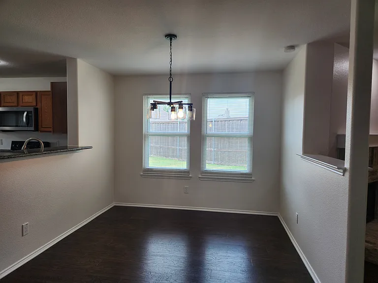 Dining area can be home office space or play space