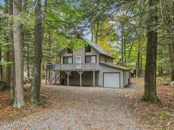 1015 Hickory Dr, Lake Ariel, PA 18436