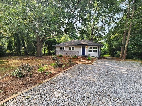 4th image of 464 Ruth Street