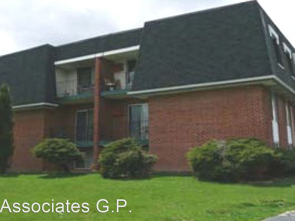 2nd image of 1330 Arthur Ave #2B
