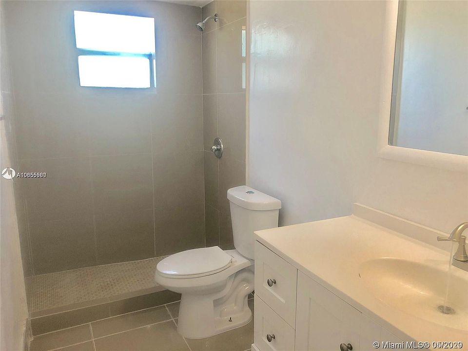 2nd image of 13725 NE 6th Ave APT 311