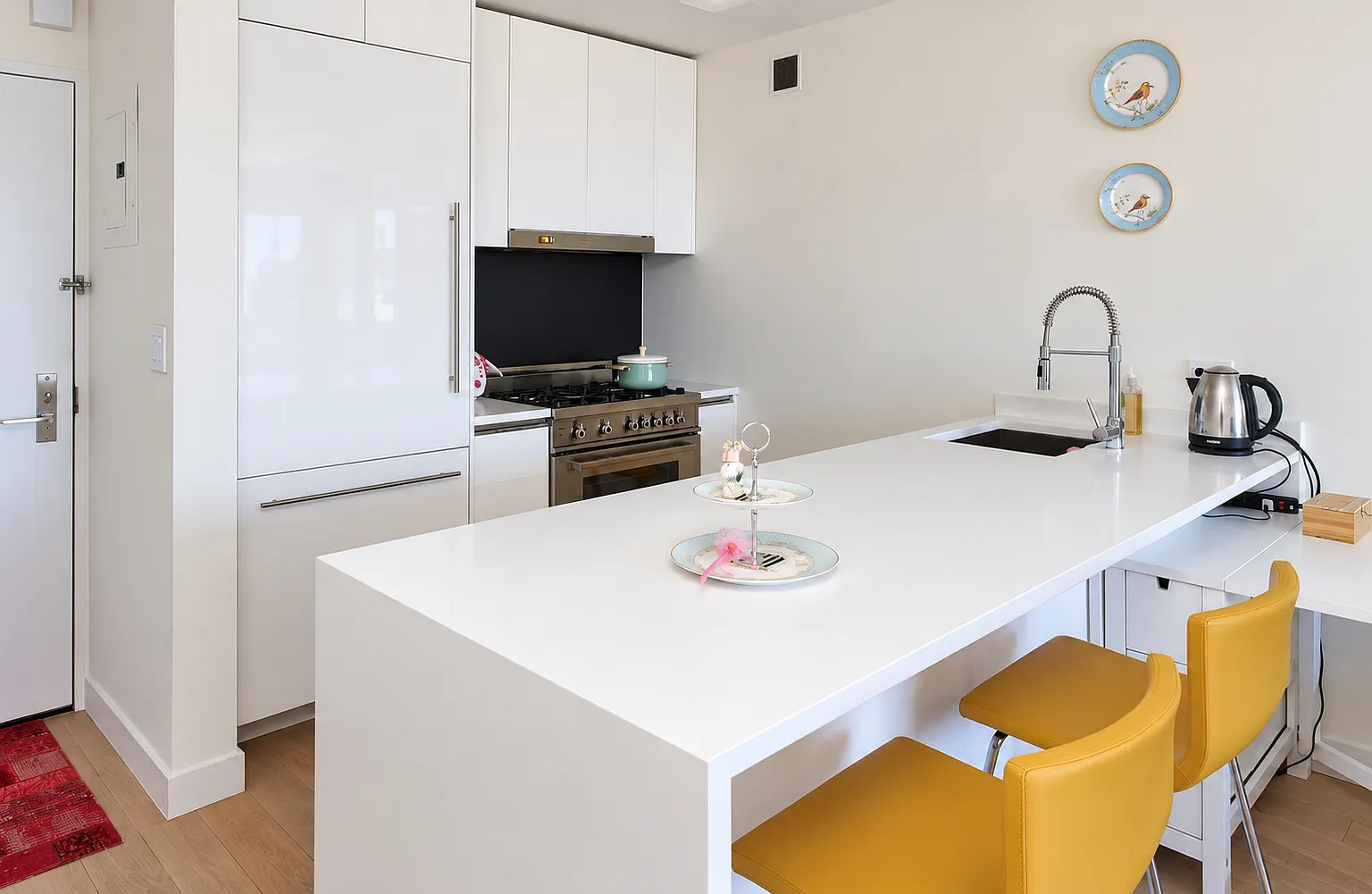 301 West 53rd Street — Photo 3