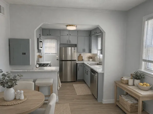 Rose Manor Apartments