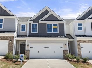 5012 Moonlight Ridge Dr, Greensboro, NC 27455