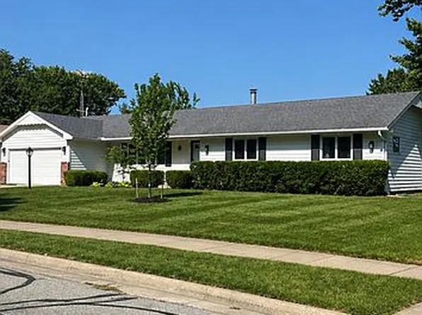 2736 SW Osborn Rd, Topeka, KS 66614