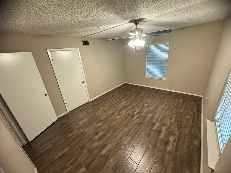 680 Sharp Ln #106 — Photo 10