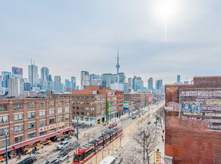 10 Willison Sq #809, Toronto, ON M5T0A8