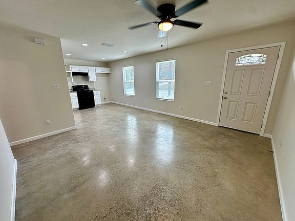 5th image of 505 Oaklane St