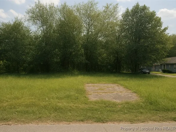 212 Andy St, Fayetteville, NC 28303