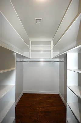 Rented by Re/Max In The City | media 21