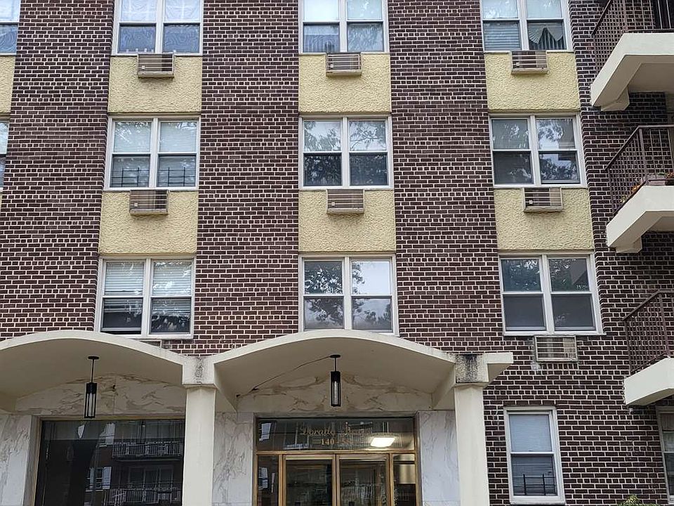 1st image of 14055 34th Ave APT 5B