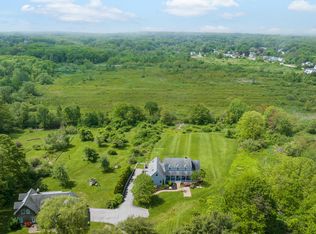 7 Old Farm Ln, Cape Elizabeth, ME 04107