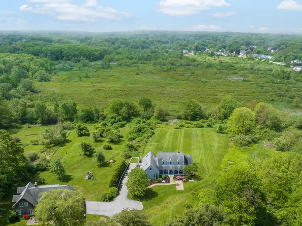 7 Old Farm Lane, Cape Elizabeth, ME 04107