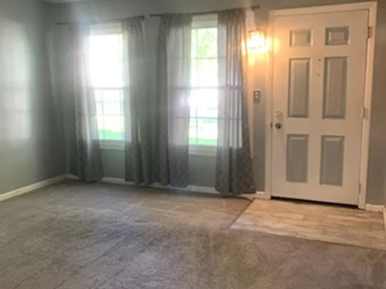 967 Stratford Ct — Photo 9