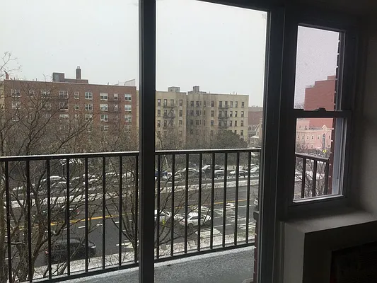 Rented by EXR | media 2