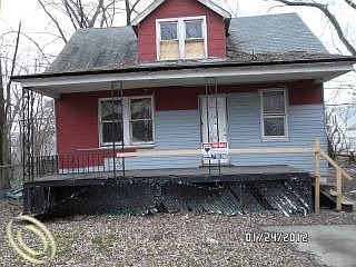 1st image of 19369 Eureka St