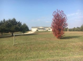 4820 Top Notch Rd, Wamego, KS 66547