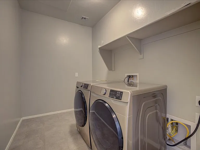 14266 E Hub Dr — Photo 20
