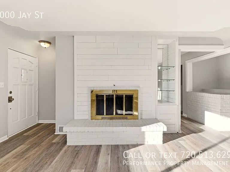 4000 Jay St — Photo 4