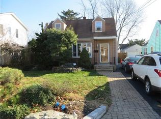 233 9th St, South Amboy, NJ 08879