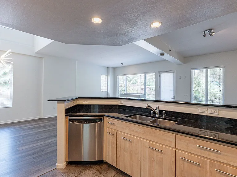 16 W Encanto Blvd #130 — Photo 11