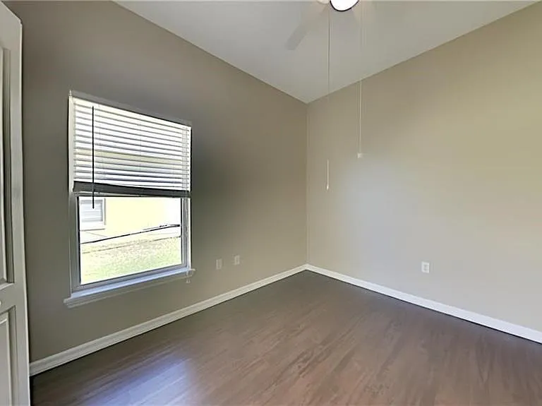 876 Hacienda Cir — Photo 9