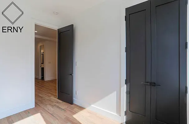 Rented by ERNY LLC | media 9