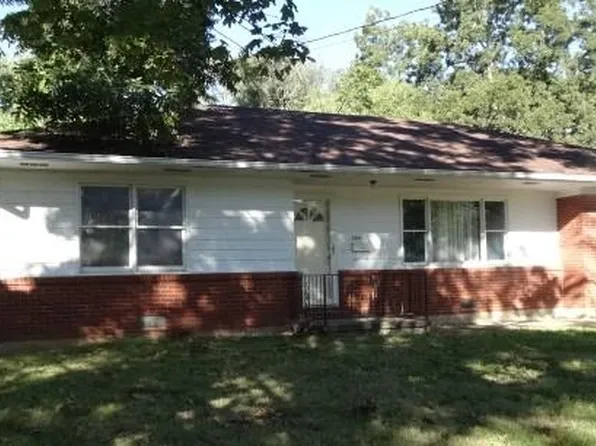404 N Main St, Butler, MO 64730