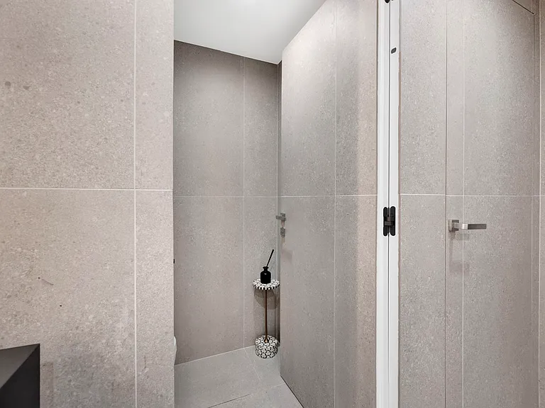 7317 Caverna Dr — Photo 27