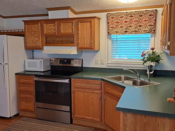 5th image of 132 New Hillcrest Drive #132