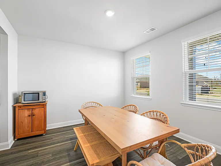246 Bluff View Ln — Photo 17