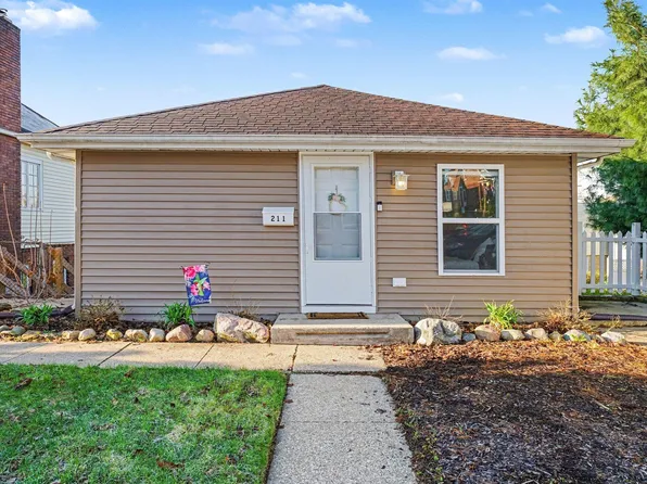 211 E Battell St, Mishawaka, IN 46545