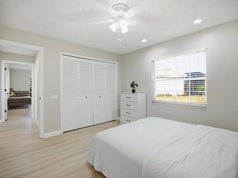 5829 Fairwoods Cir — Photo 41
