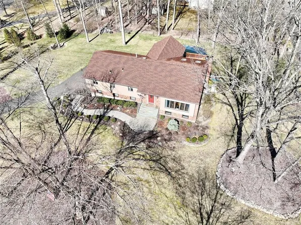 57 W Gate Road, Suffern, NY 10901