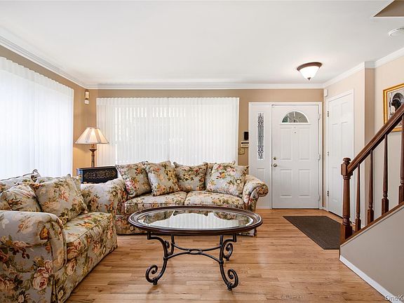 2nd image of 8 Crossman Road