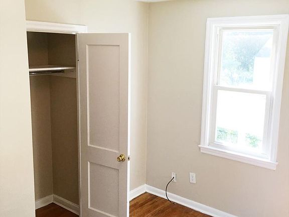 3rd image of 1049 Alview Ave NW #1049ALVIEW