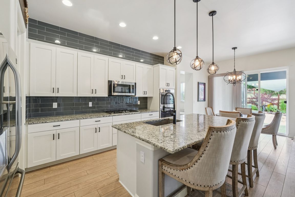 W Big Horn Cir-S2307-017.jpg