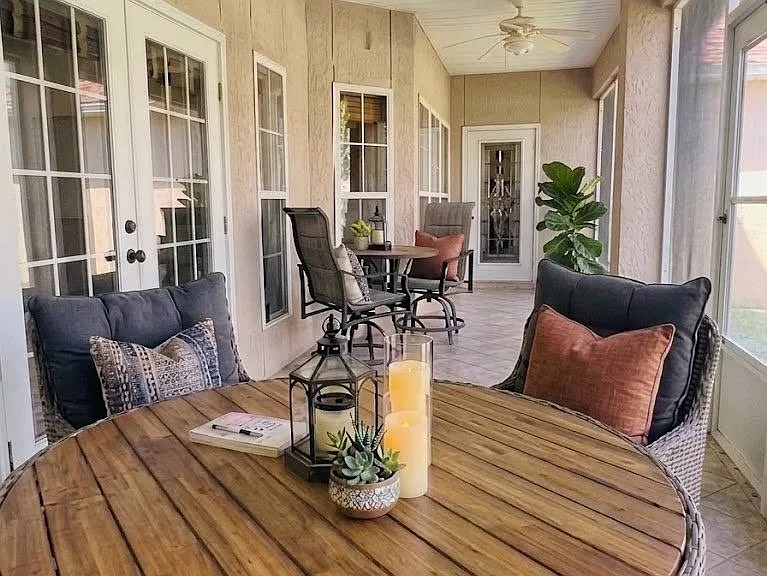 276 Wellington Pl — Photo 15