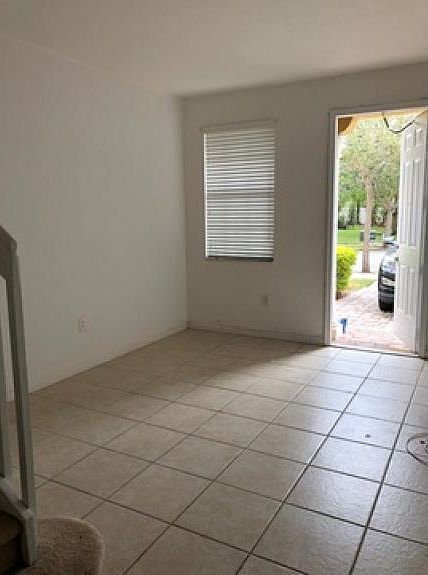 1st image of 1028 NE 30th Ave