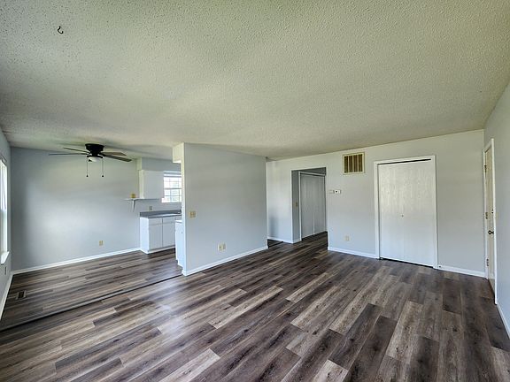 4th image of 574 N Cedar St APT 3