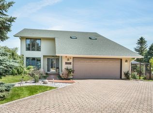 1124 Burke Ct, Naperville, IL 60563