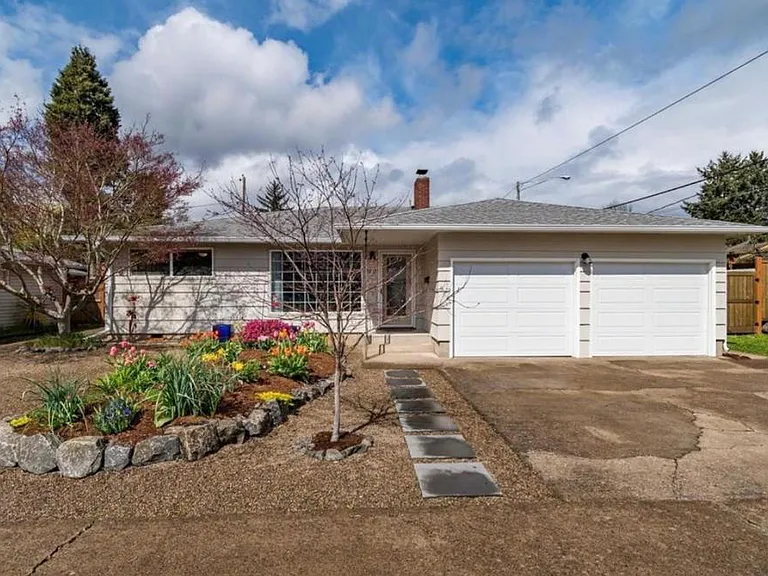 2691 Forrester Way — Photo 2