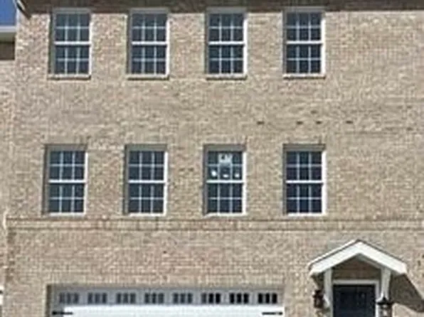 1125 Bayberry Dr, Canonsburg, PA 15317