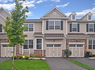 9 Cortland Pl, Skillman, NJ 08558