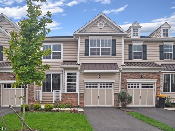 9 Cortland Pl