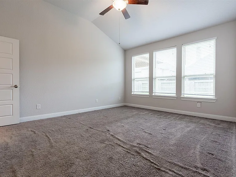 16611 Highland Country Dr — Photo 18