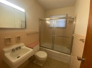 128 N 43rd St #6, Omaha, NE 68131